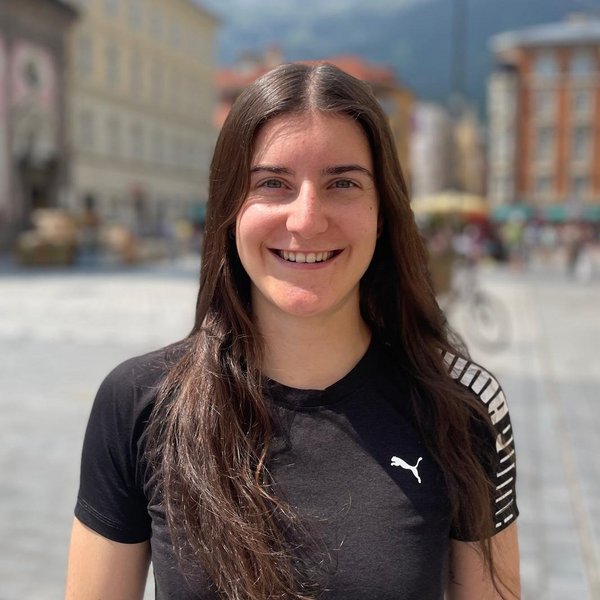 Physiotherapeutie mit Tessa Zeisler in Innsbruck Haller Straße Tessa Zeisler Physiotherapeutin